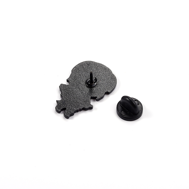 Chibi Emaille Pins Custom Eren - Levi Jewelry & Watches Inc recensie en prijs